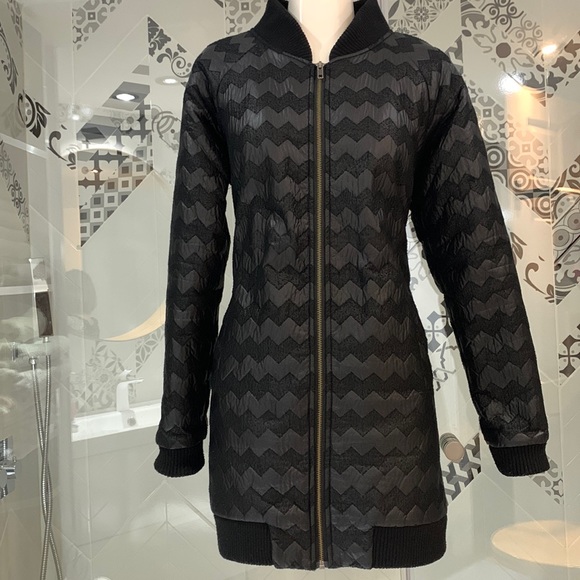 💲2️⃣5️⃣🎉HP🎉Anthropologie Numph Chevron Pattern Maxi Lengh Bomber Jacket - Picture 1 of 13